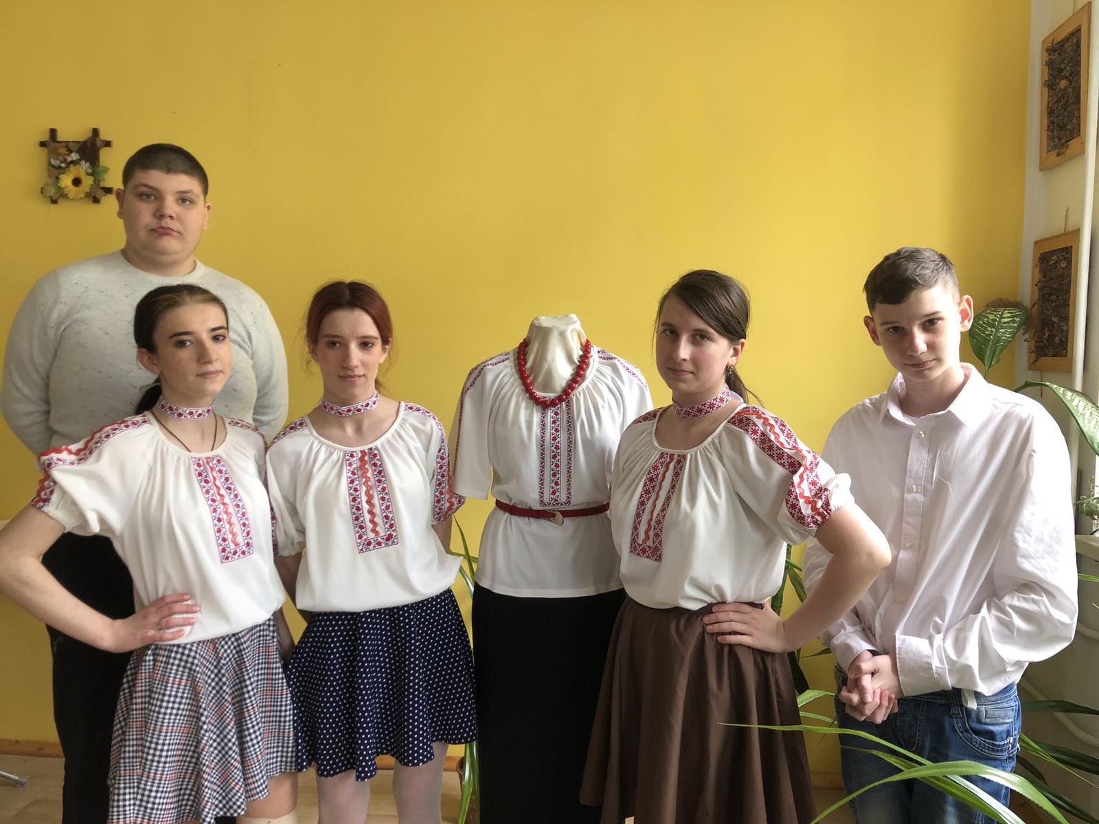 Традиції і сучасність в одязі українського народу (25.04.23)